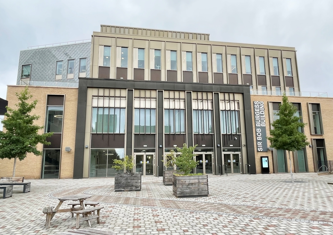 Image of the front of SBB.